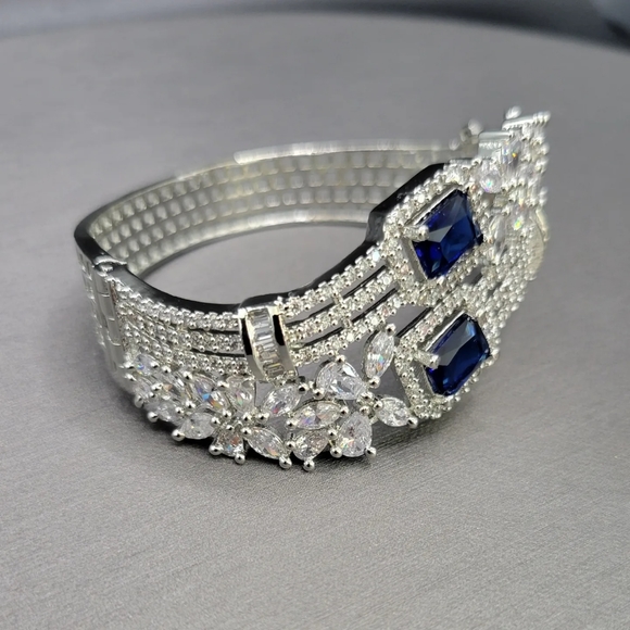 New rhodium plated AD bangle - Picture 3 of 3